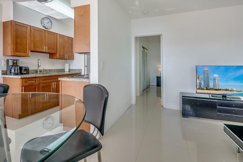 Luna Paradise By The Sea Aparthotel Lauderdale-by-the-Sea Esterno foto